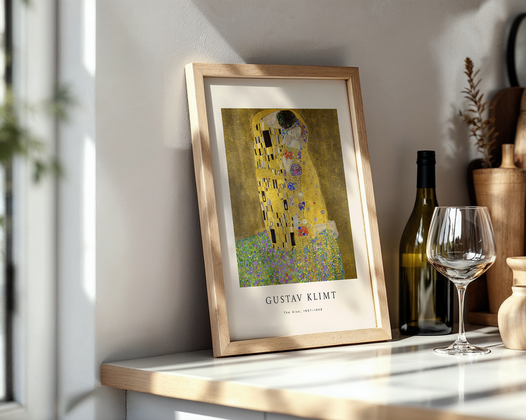 The Kiss – Gustav Klimt Gold Art Print