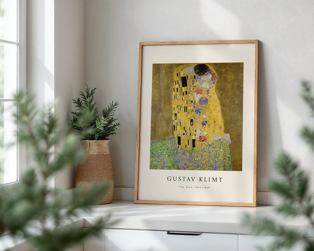 The Kiss – Gustav Klimt Gold Art Print